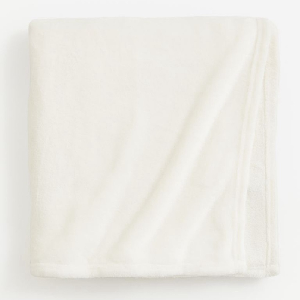 White Fleece Throw Blanket